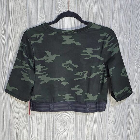 Good American Performance - The Iron Crop Top, Camo Print, New With Tags, Size 5 - Picture 7 of 13